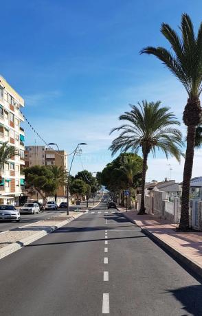 Casa independiente en avenida de la Playa, 16