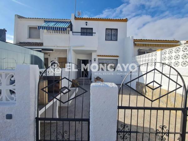 Chalet adosado en calle Neptuno