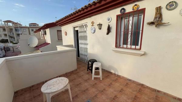 Chalet en Barrio La Zenia