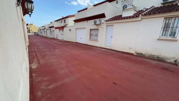 Chalet en Barrio La Zenia