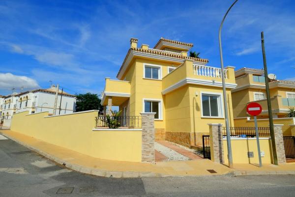 Chalet en Barrio Villamartín-Las Filipinas