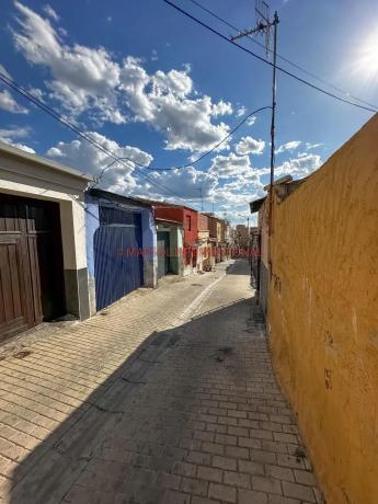 Casa independiente en calle Castillo