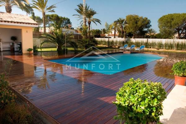 Chalet en Barrio Cabo Roig