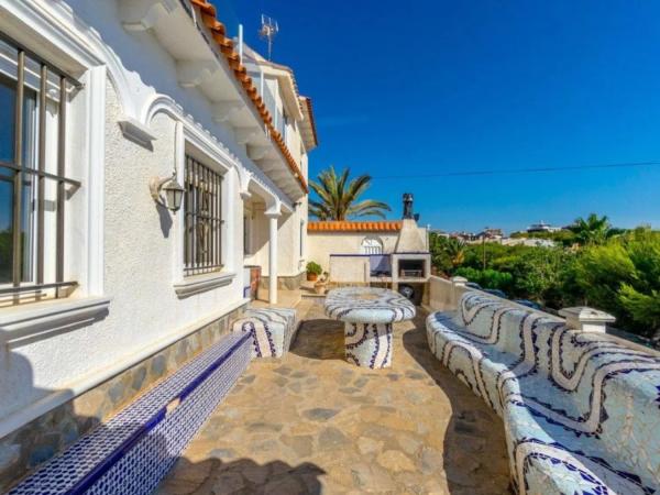 Casa independiente en calle los Claveles, 15