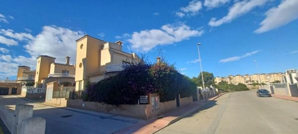 Casa independiente en calle Guadalquivir, 15