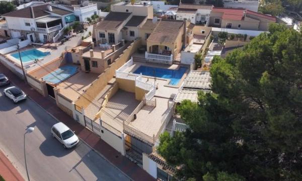 Chalet pareado en calle Chapaprieta, 13