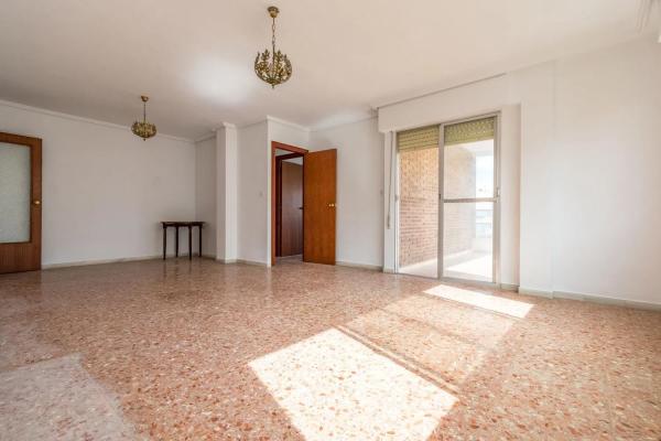 Piso en calle Bergantin, 21