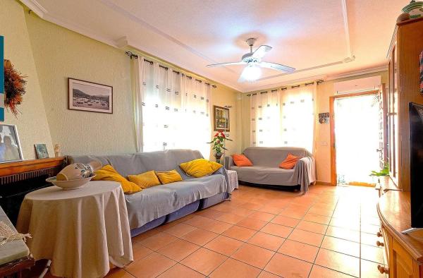 Chalet en Barrio Los Europeos