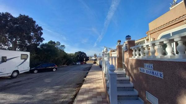 Chalet en Barrio La Siesta - El Salado - Torreta