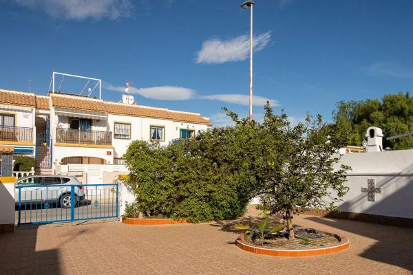 Chalet adosado en calle Joaquín García Sánchez