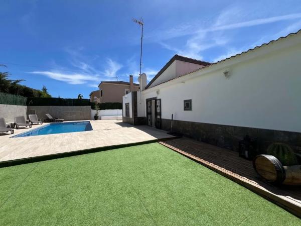 Casa independiente en calle Campoamor