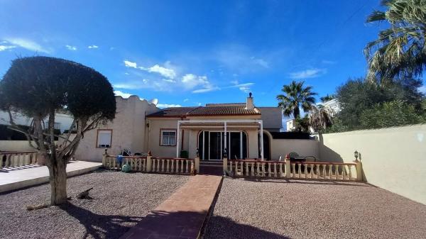 Chalet en Barrio La Siesta - El Salado - Torreta