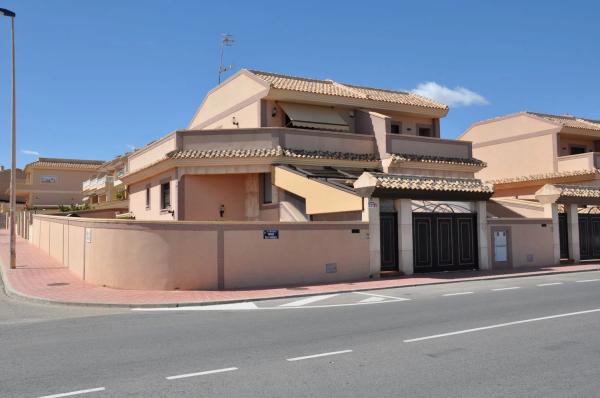 Chalet adosado en avenida Tomas Boj Andreu, 38