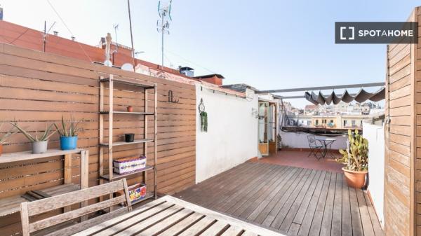 Precioso ático tipo loft en calle Casanova, Barcelona