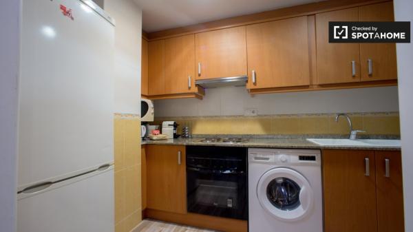 Moderno apartamento de 2 dormitorios en alquiler en Ciutat Vella