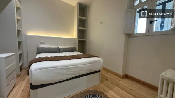 Piso de 2 habitaciones en alquiler en Pontevedra, Vigo