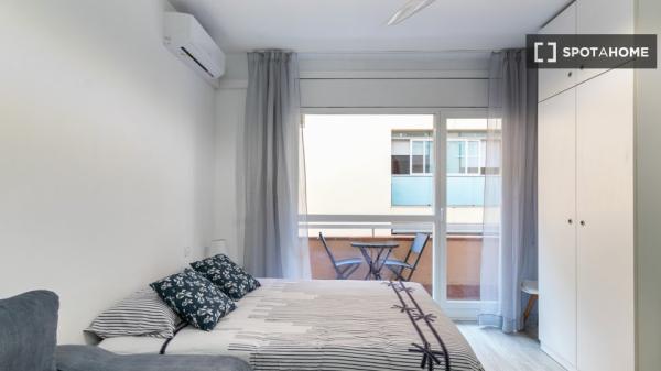 Apartamento amueblado moderno en Les Corts