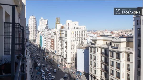 Appartamento con 2 camere da letto in affitto a Gran Vía, Madrid