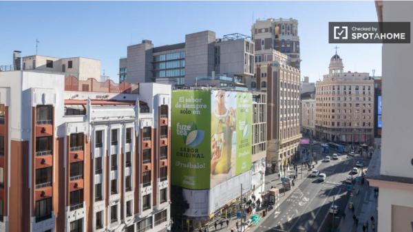 Appartamento con 2 camere da letto in affitto a Gran Vía, Madrid