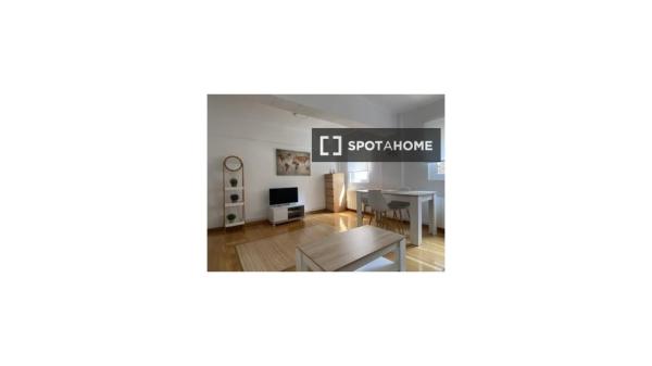 Apartamento tipo estudio en alquiler en Santander