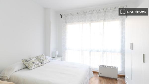 Apartamento amueblado moderno en Les Corts