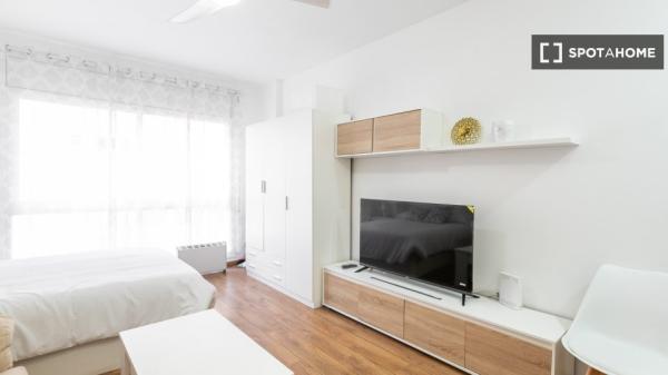 Apartamento amueblado moderno en Les Corts