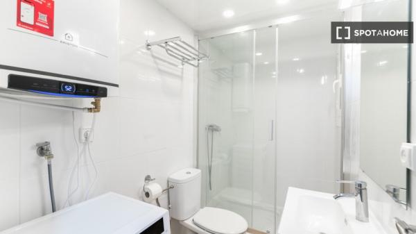 Apartamento amueblado moderno en Les Corts