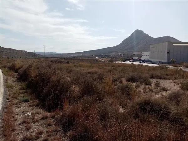 Terreno en Barrio Ciudad de Asís - Font-Calent - El Bacarot