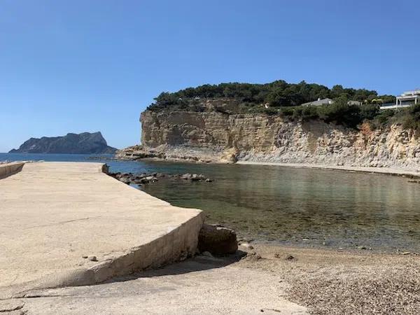 Terreno en Cala Advocat - Baladrar