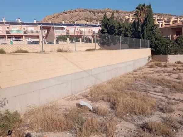 Terreno en calle de la Variscita, 1