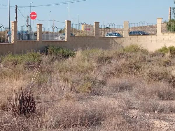 Terreno en calle de la Variscita, 1