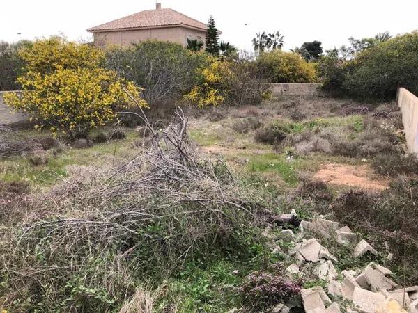 Terreno en calle Tabarca