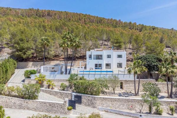 Casa independiente en carretera Moraira-Teulada