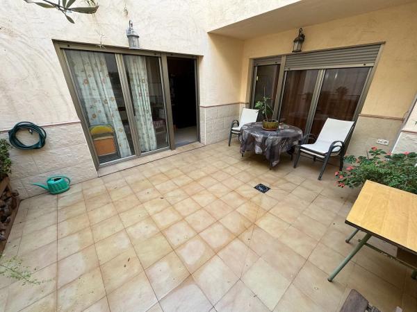 Chalet pareado en calle Campo de Mirra