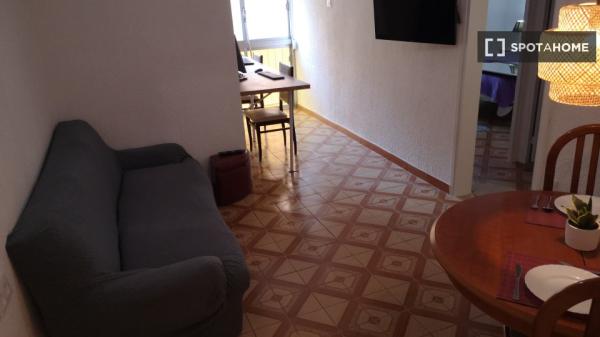 Habitación en piso compartido en Cornellà de Llobregat