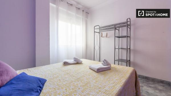 Elegante apartamento de 3 camas en alquiler en Jesús, Valencia