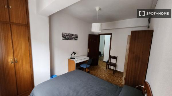 Habitación en piso compartido en Valladolid