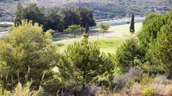 casares golf gardens_casares