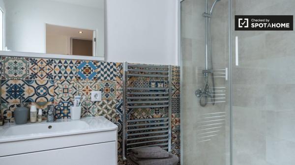 Moderno apartamento de 1 dormitorio en alquiler en El Raval, Barcelona