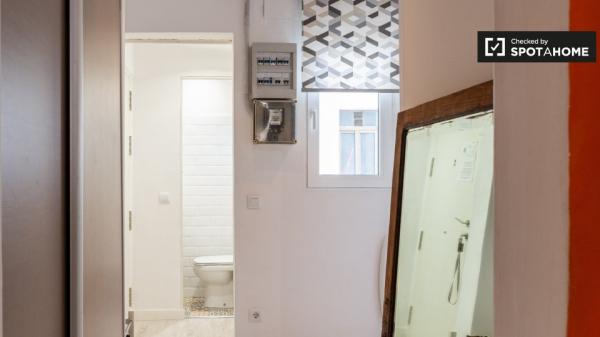 Moderno apartamento de 1 dormitorio en alquiler en El Raval, Barcelona