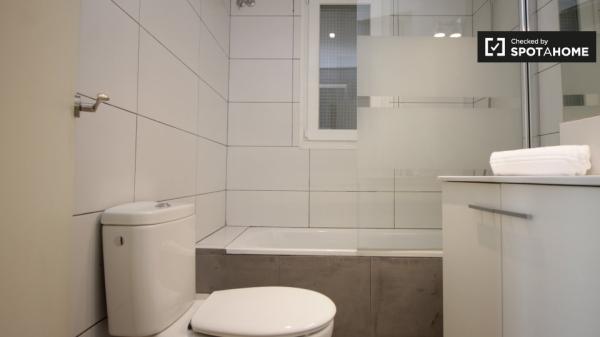 Apartamento de 3 dormitorios en alquiler en Barri Gòtic, Barcelona