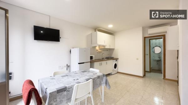 Apartamento de 1 dormitorio con ubicación céntrica en Barcelona