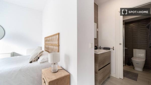 Apartamento de 1 dormitorio en alquiler en Madrid