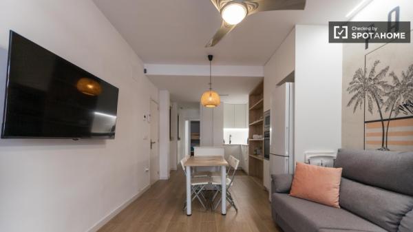 Apartamento tipo estudio en alquiler en Valencia, Valencia