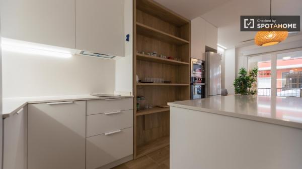 Apartamento tipo estudio en alquiler en Valencia, Valencia