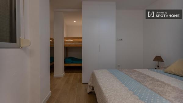 Apartamento tipo estudio en alquiler en Valencia, Valencia