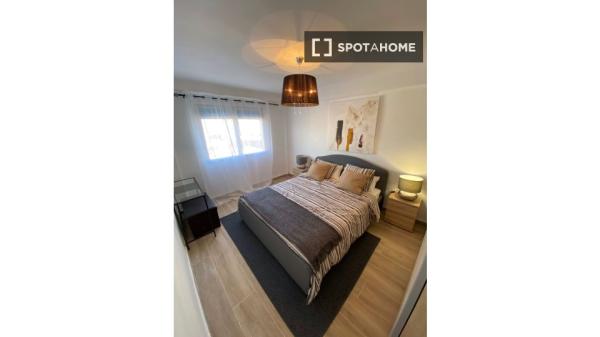 Apartamento completo de 3 dormitorios en Málaga