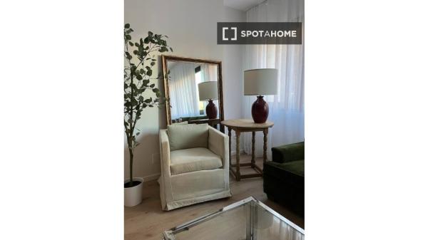 Apartamento de 2 dormitorios en Chamberí, Madrid