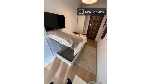 Superbe chambre à louer à Alicante