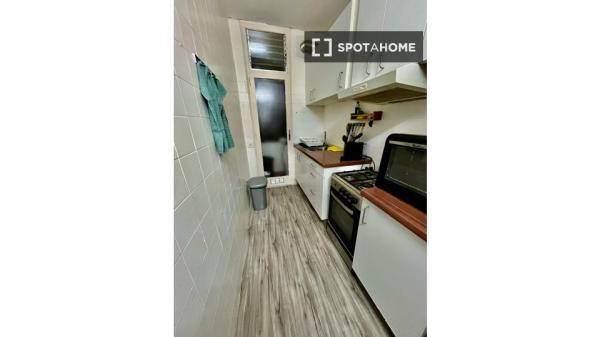 Apartamento entero de 2 dormitorios en Barcelona.